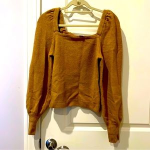 H & M tan sweater